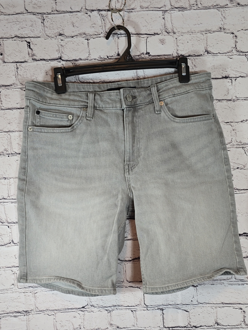 Calvin Klein Jeans Gray Denim Jean Shorts Mens Size W31